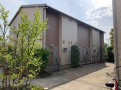 ワインディングロードの外観画像
