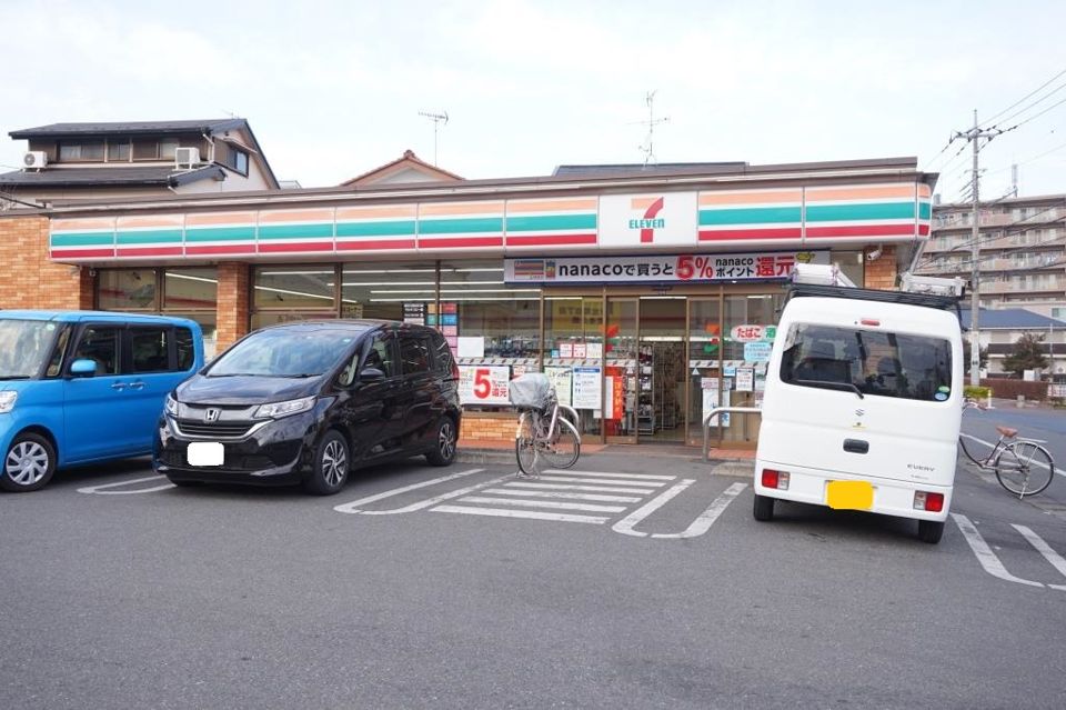 近くのセブンイレブン さいたま文蔵5丁目店まで219m（徒歩3分）