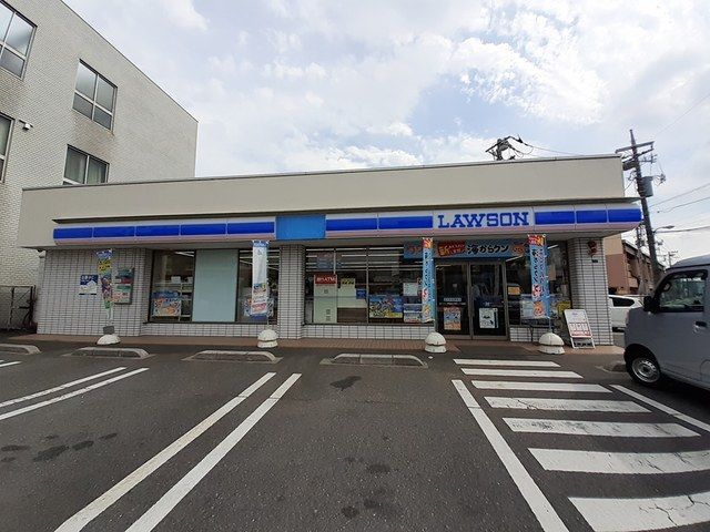 近くのローソン戸田氷川町二丁目店まで226m(徒歩3分)