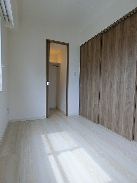 ベッドルーム