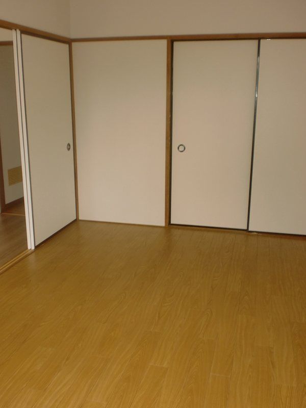 ベッドルーム