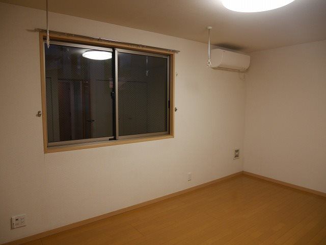 ベッドルーム