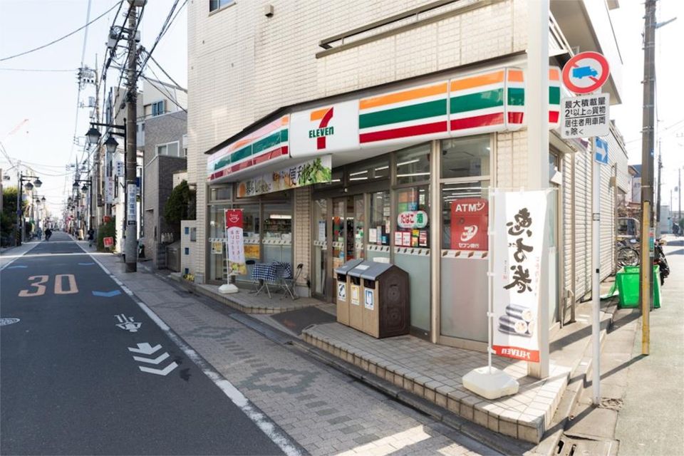 近くのセブンイレブン 西荻神明通り店まで365m（徒歩5分）