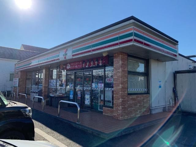 近くのセブンイレブン町田忠生公園入口店まで165m(徒歩3分)