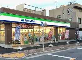近くのファミリーマート 桜台二丁目店まで483m(徒歩7分)