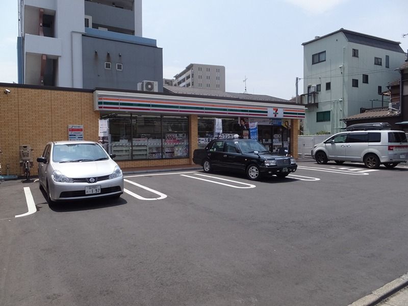 近くのセブンイレブン 大田区本羽田1丁目店まで450m(徒歩6分)