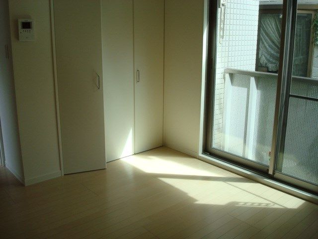 ベッドルーム
