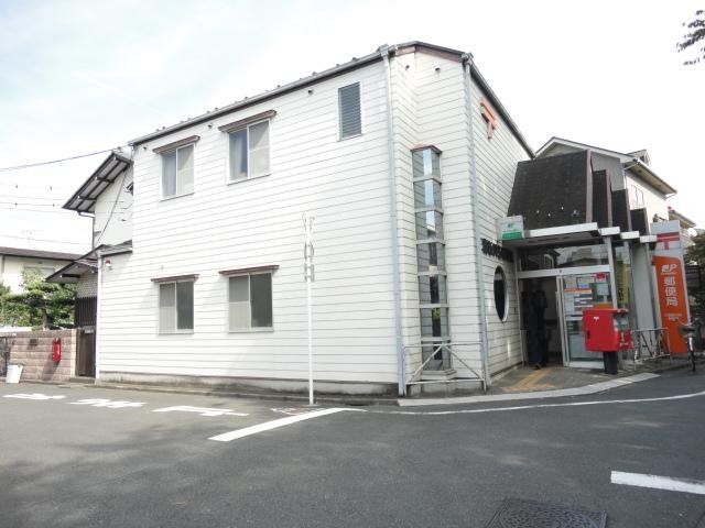 近くの三鷹新川五郵便局まで649m（徒歩9分）