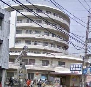 近くの新座志木総合病院まで450m(徒歩6分)