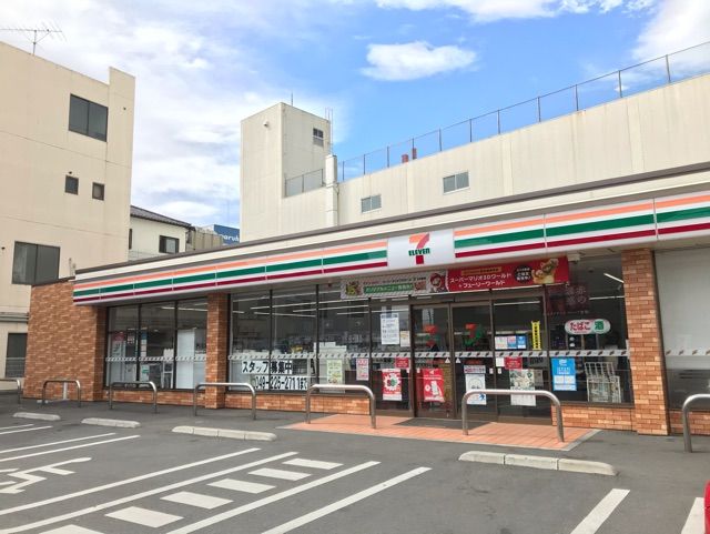 近くのセブンイレブンまで40m(徒歩1分)