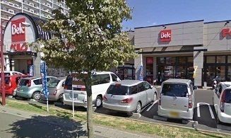 近くのベルク藤久保店まで450m（徒歩6分）