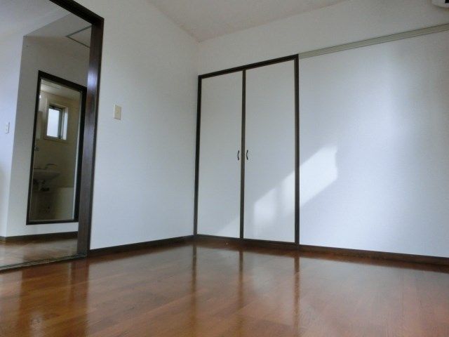 ベッドルーム