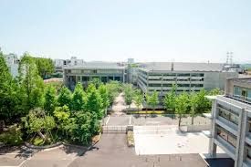 近くの私立東京都市大学世田谷キャンパスまで357m(徒歩5分)