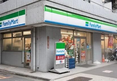 近くのファミリーマート 下高井戸店まで426m(徒歩6分)