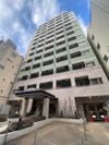 カスタリア新宿御苑の外観