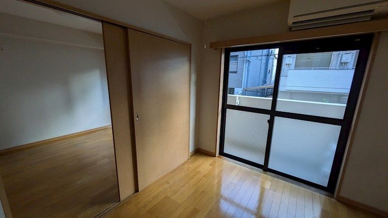 ベッドルーム