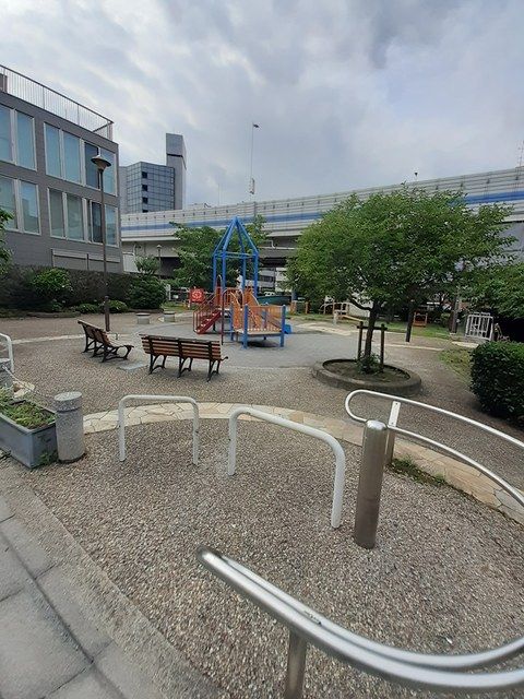 近くの白金公園まで318m(徒歩4分)