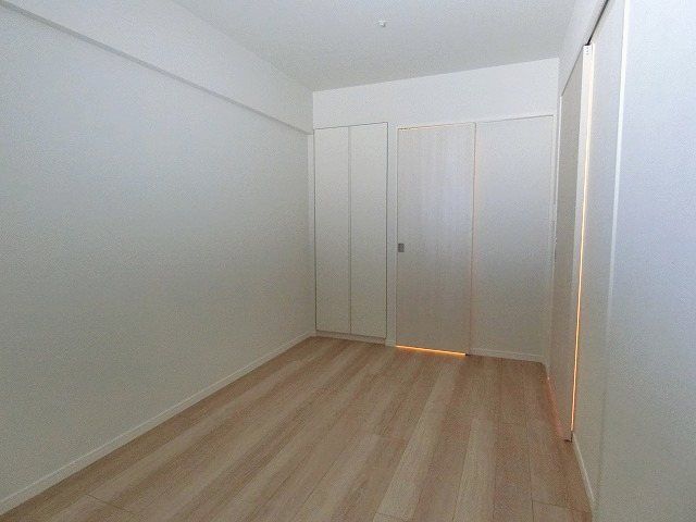 ベッドルーム