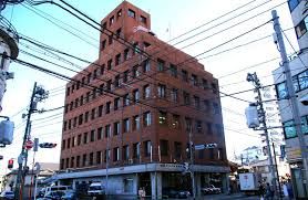 近くの高輪警察署まで263m（徒歩4分）