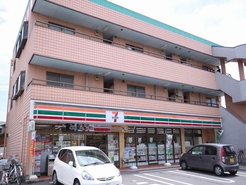 近くのセブンイレブン(コンビニ)徒歩6分まで420m(徒歩6分)