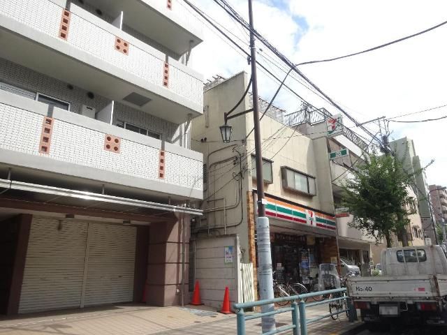 近くのセブンイレブン梅田店まで606m(徒歩8分)