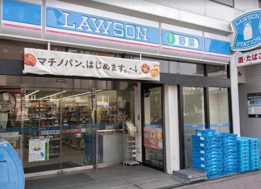 近くのローソン 巣鴨一丁目店まで71m(徒歩1分)