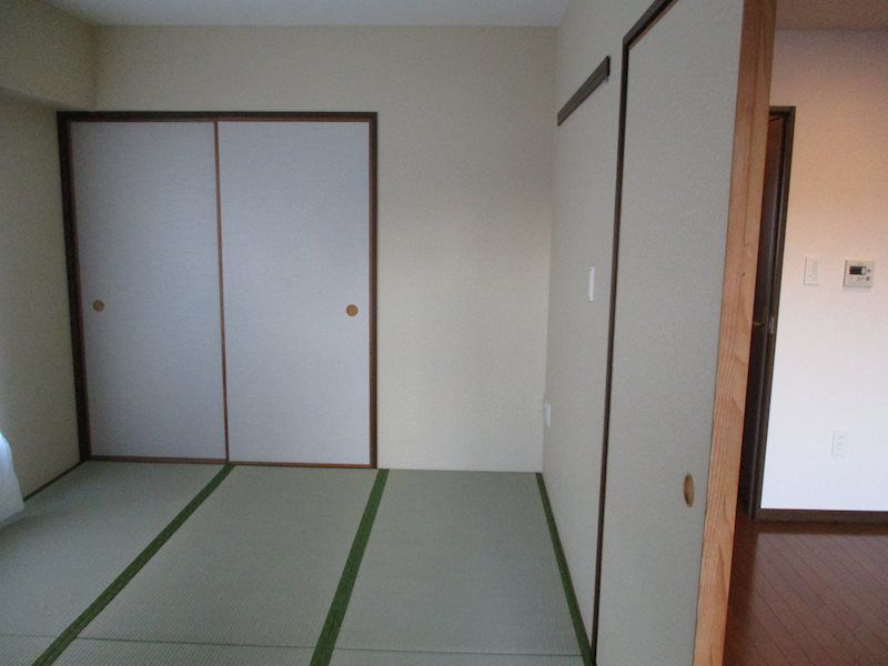 ベッドルーム