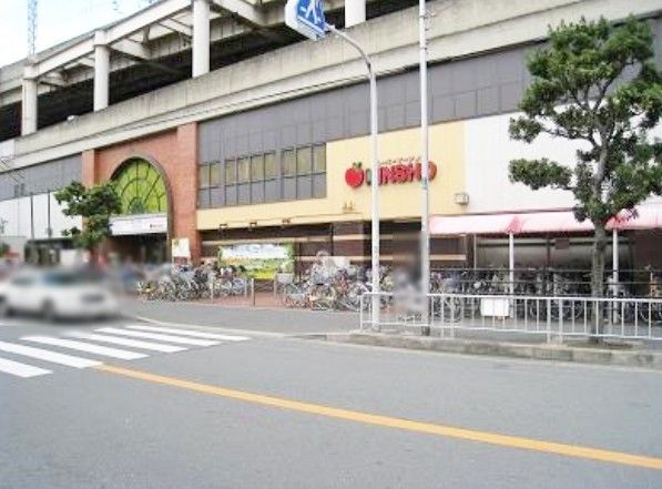 近くの近鉄百貨店 東大阪店まで465m（徒歩6分）