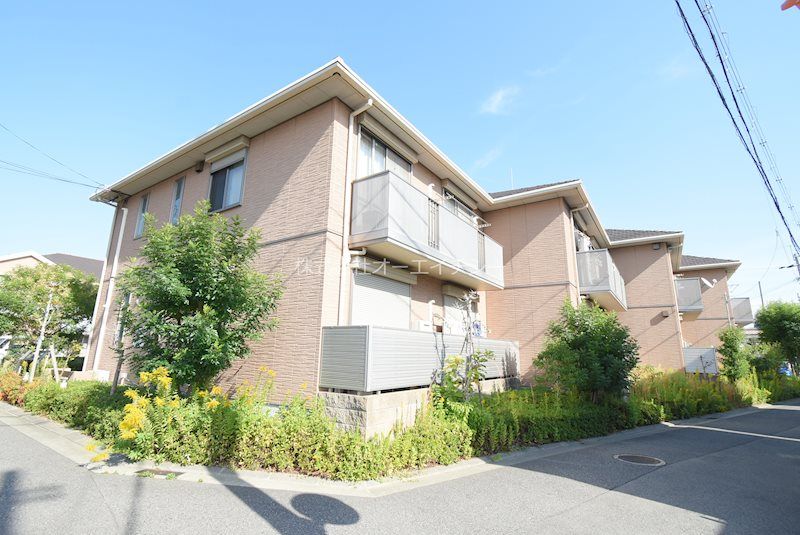 ガーデンコート衣摺A棟の外観画像