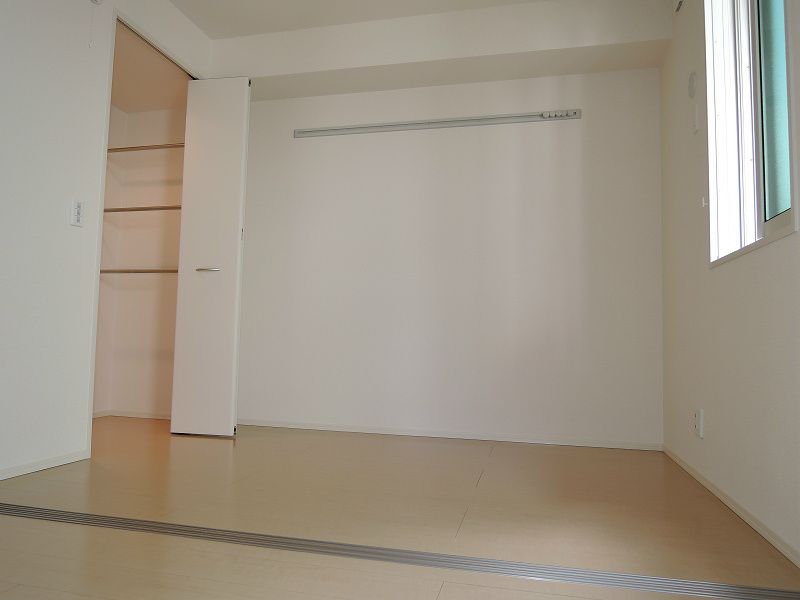 ベッドルーム