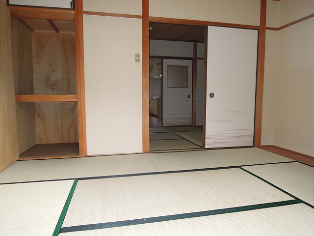ベッドルーム