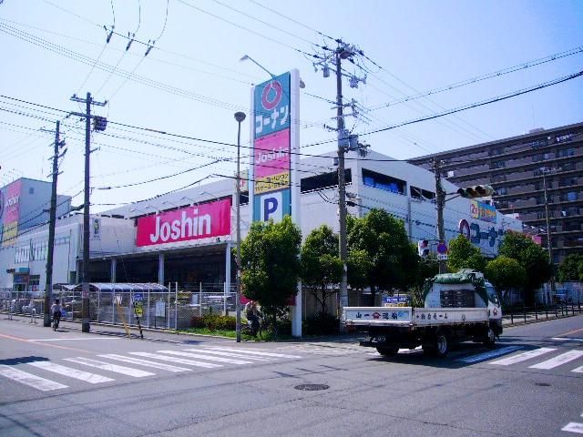 近くのホームセンターコーナン 平野加美北店まで877m（徒歩11分）