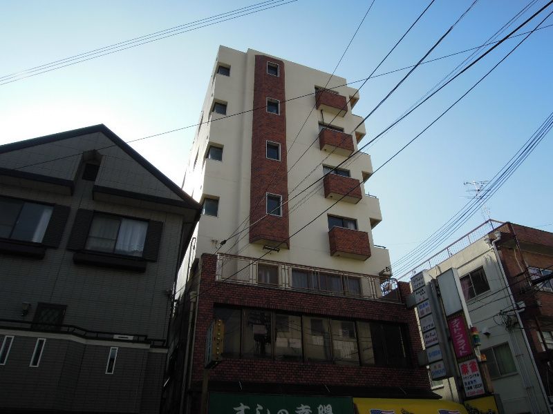 志紀ロイヤルハイツの外観画像