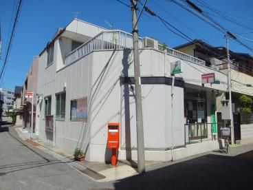 近くの柏原国分本町郵便局まで108m(徒歩2分)