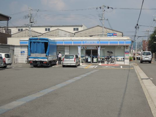 近くのローソン 八尾太田新町一丁目店まで677m（徒歩9分）