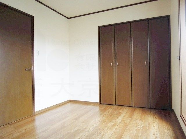 ベッドルーム