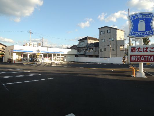 近くのローソン 八尾萱振一丁目店まで420m（徒歩6分）