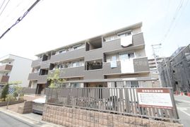 グランシャリオ A棟の外観画像