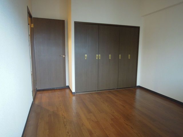 ベッドルーム