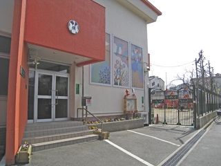近くの白鳥保育園まで111m（徒歩2分）