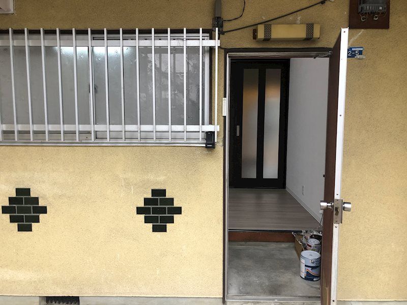玄関