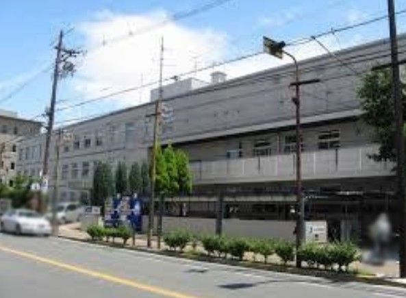 近くの大阪市旭区役所まで690m(徒歩9分)
