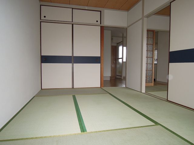 ベッドルーム