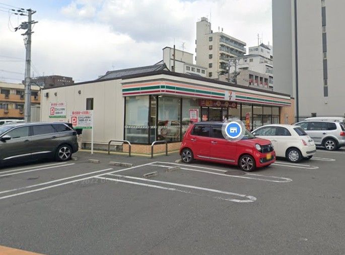 近くのセブンイレブン 近鉄河内小阪駅南店まで527m（徒歩7分）