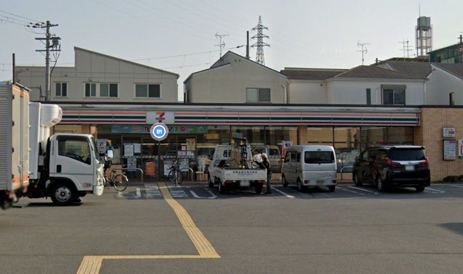 近くのセブンイレブン 東大阪菱江3丁目店まで767m（徒歩10分）