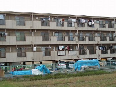 高安ハイツA棟の外観画像