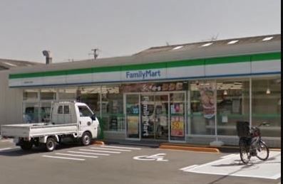 近くのファミリーマート 加美正覚寺店まで156m（徒歩2分）