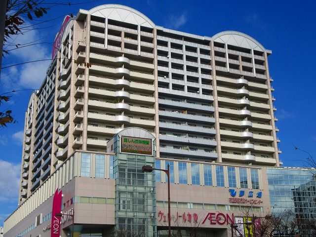 近くのイオン布施駅前店まで615m(徒歩8分)