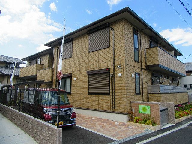 クローバー友井の外観画像