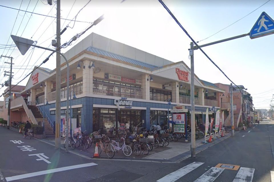 近くのイズミヤ 桑津店まで714m（徒歩9分）
